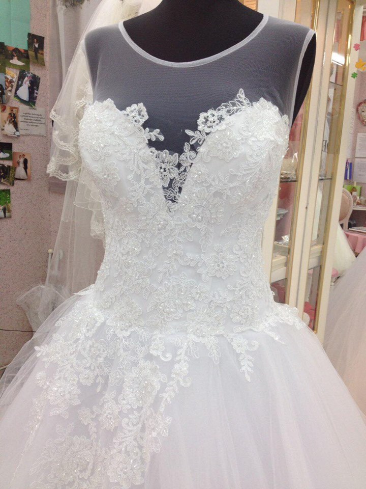 Menyasszonyi ruha M62